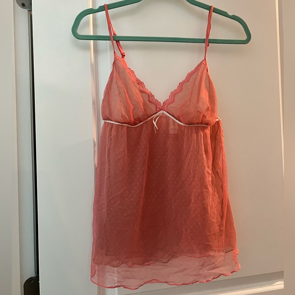 EUC Simply Vera Sheer and Flowy Lingerie Top, Size Large